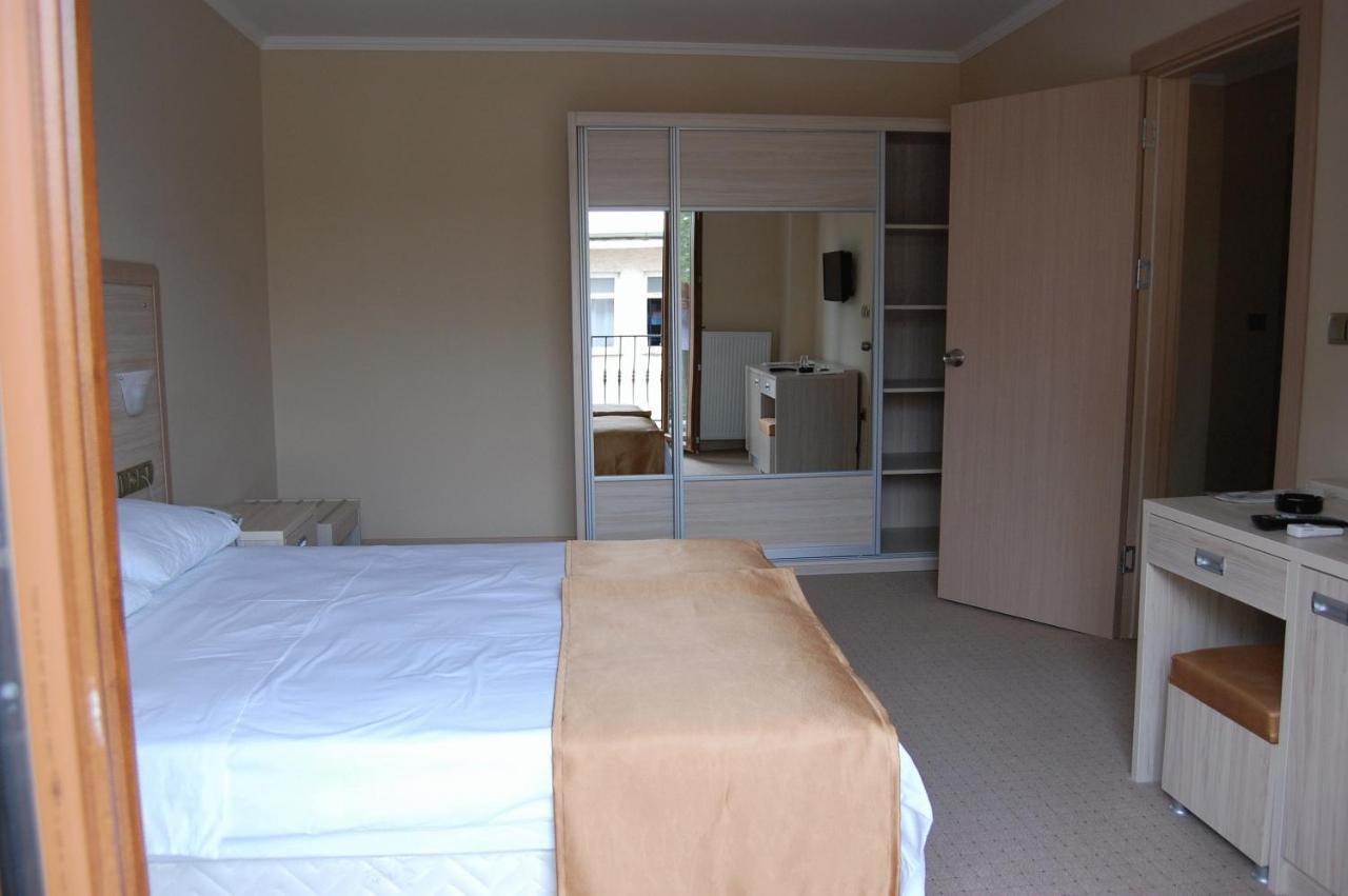 Arapgir Nazar Hotel Habitación foto
