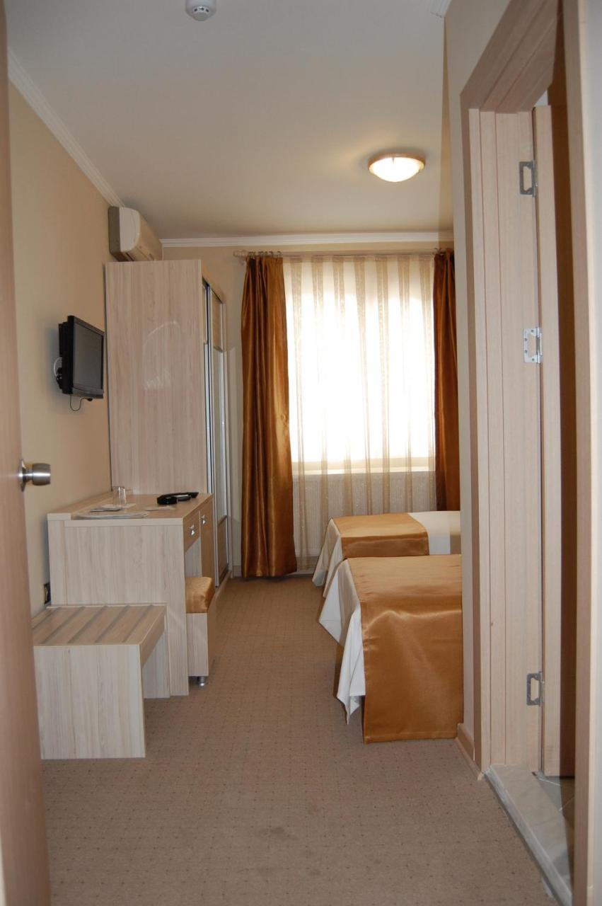 Arapgir Nazar Hotel Habitación foto